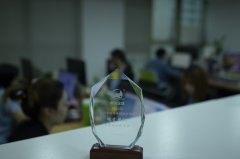 阿布扎比公司年審全指南：流程、核心價(jià)值全解析